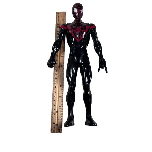 Spider-Man Miles Morales Black & Red 11 1/2" Action Figure By Hasbro 2018 Marvel - Picture 6 of 8
